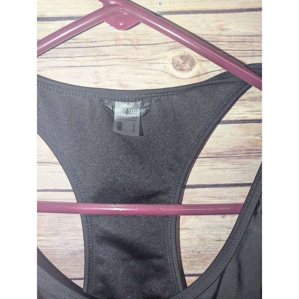Volcom Women’s Black Racerback Tank Top Size Large Athletic Activewear Logo Shir - Picture 3 of 4
